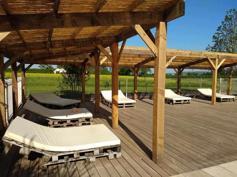 Domaine Ramonjavel, Glamping & Alpaca'S Bed and Breakfast Fongrave Eksteriør billede
