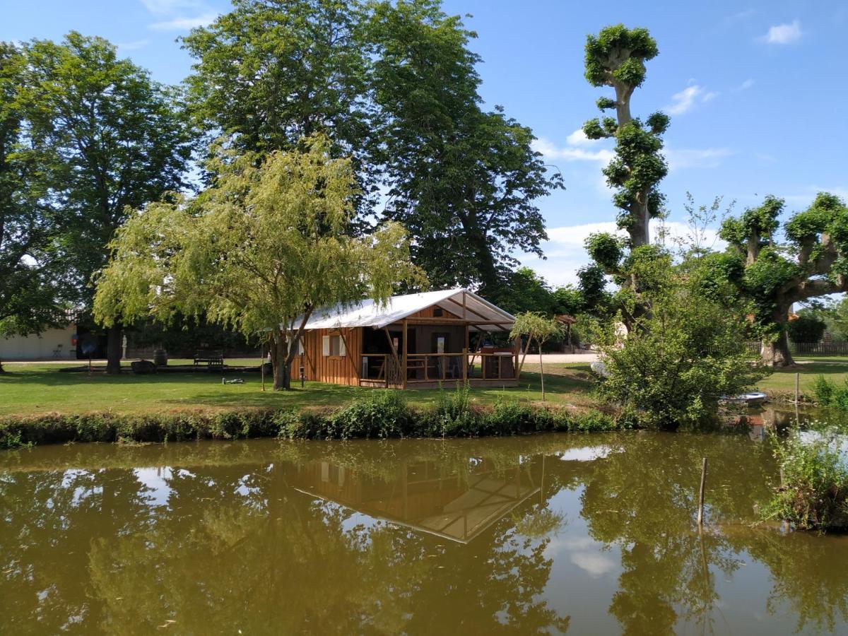 Domaine Ramonjavel, Glamping & Alpaca'S Bed and Breakfast Fongrave Eksteriør billede