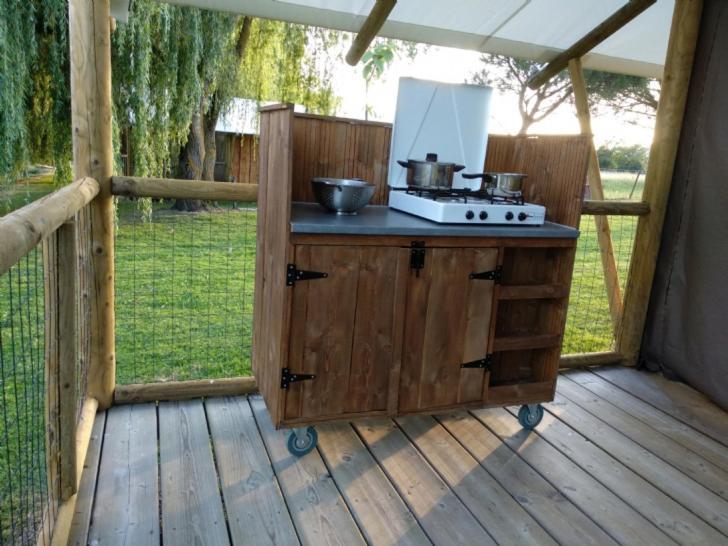 Domaine Ramonjavel, Glamping & Alpaca'S Bed and Breakfast Fongrave Eksteriør billede